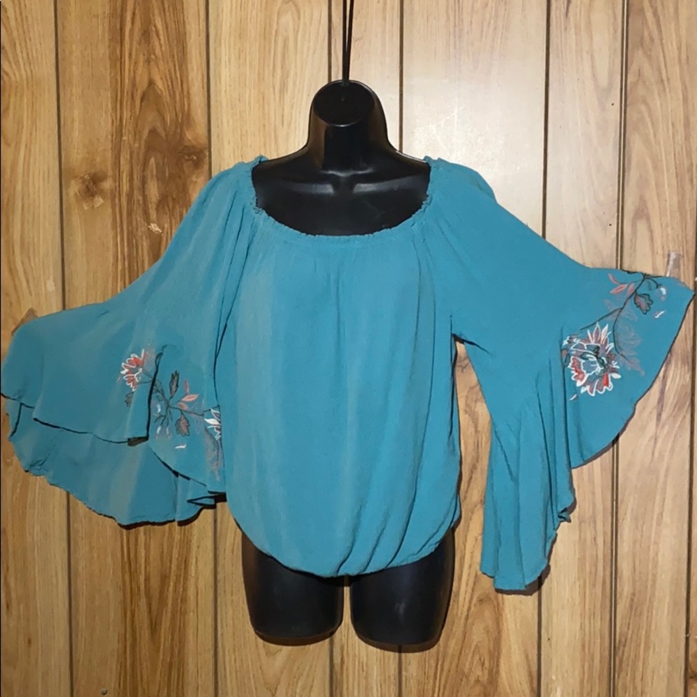 70s Inspo floral embroidered shirt